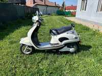 Scuter electric vespa 285 km