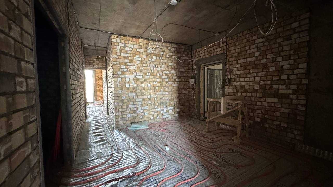 V350 ПРОДАЕТСЯ квартира Сагбан ЖК Nurafshon Saroy 2/6/9 83м2