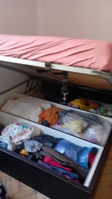 Спалня с матрак 160/190