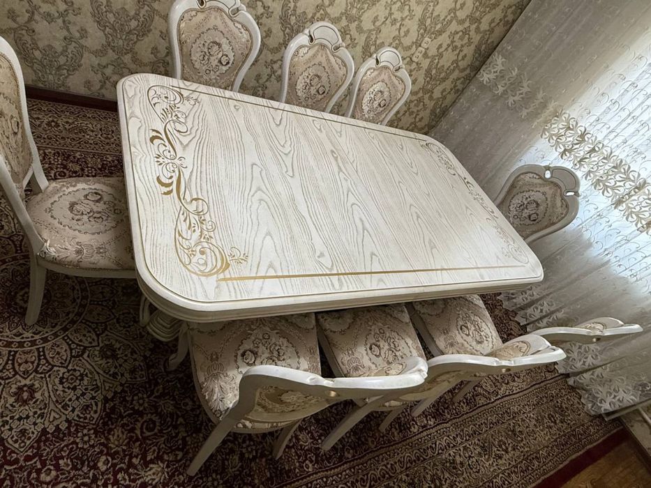 Продаётся стол стул производство Etiqod mebel в отличном состоянии