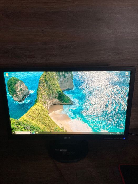 Монитор 1600x900 acer