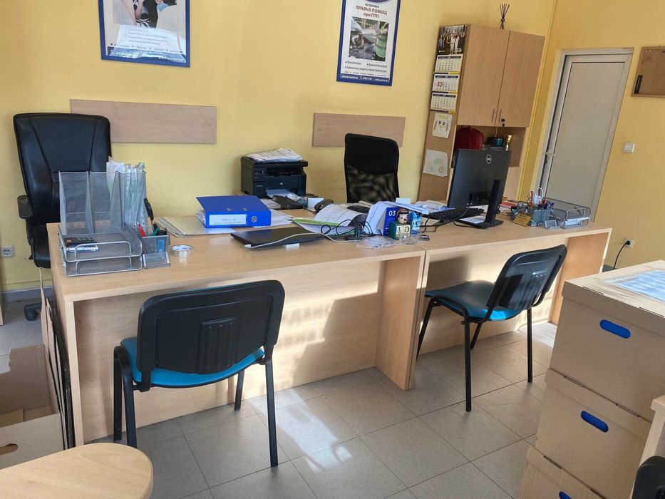 употребявани, запазени офис мебели