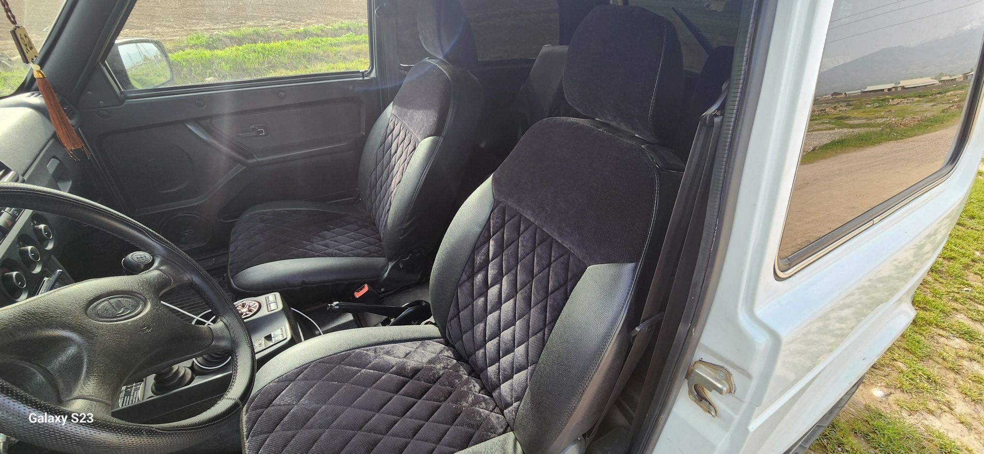 Niva classik 3 eshik