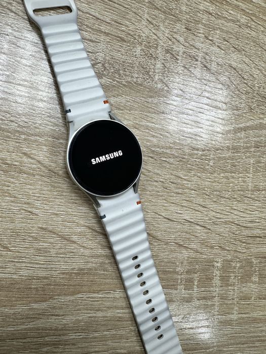 Samsung Galaxy Watch 7 40mm (ТМ79)