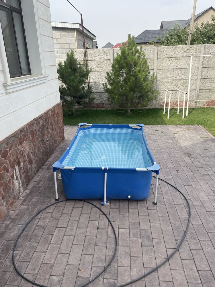 Бассейн intex голубой 160*260