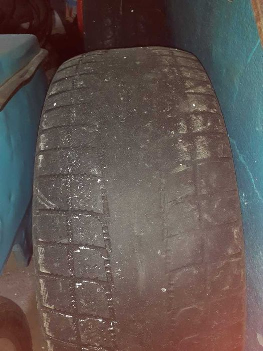 Продам резину 285/65 R17