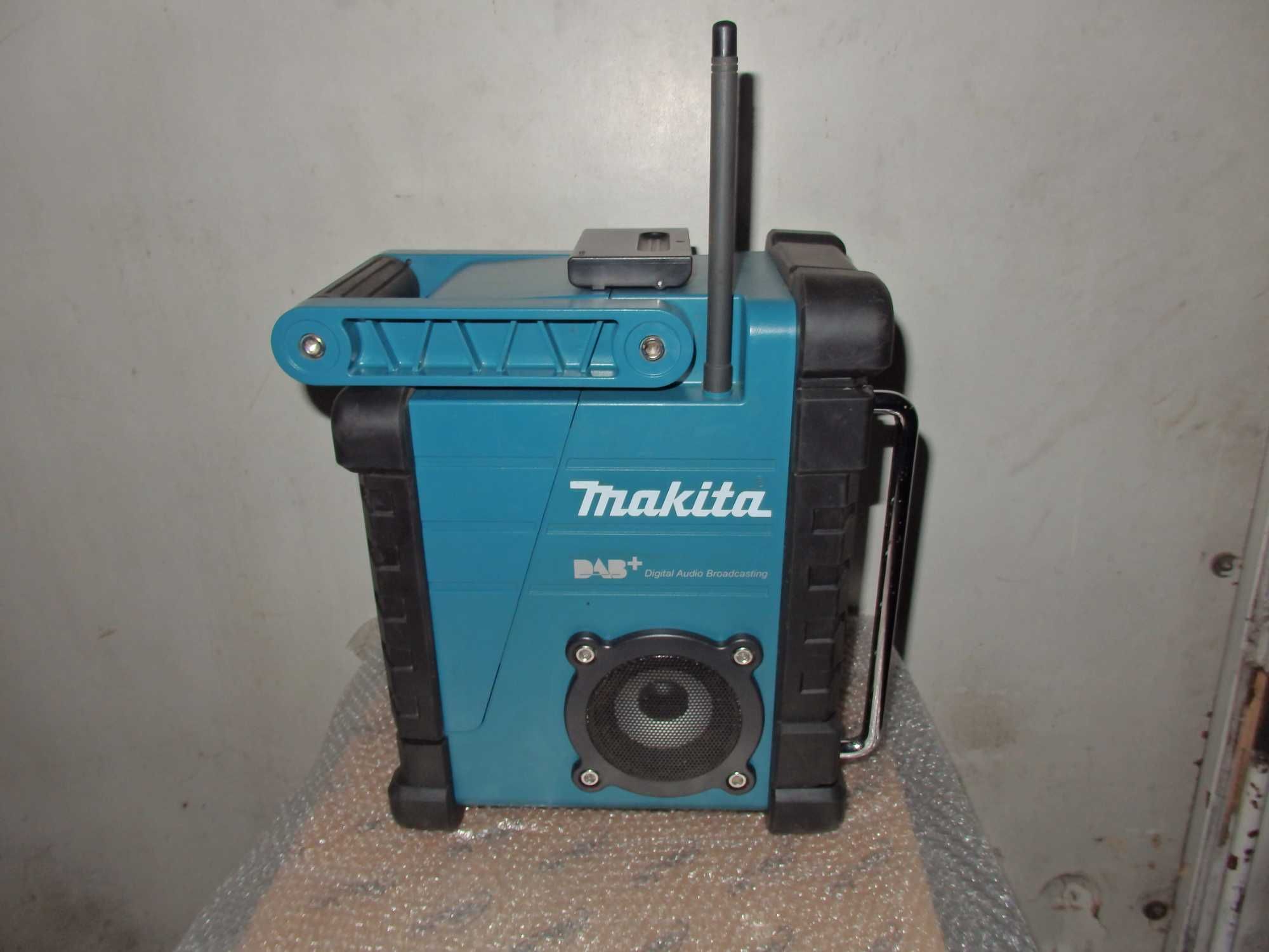 Радио Makita DMR110 Profesional