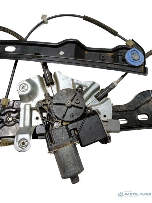 Măcara geam termopan  dreapta fata SKODA SUPERB 3T4 2008 - 2015