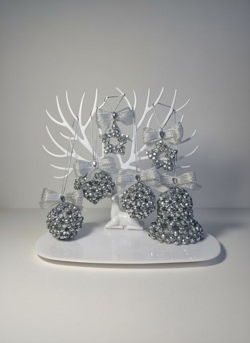 Новогодние елочные игрушки ручной работы