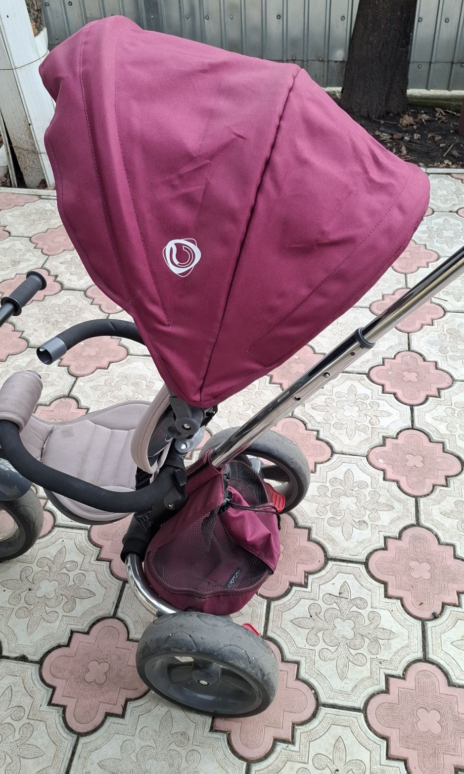 Tricicleta multifunctionala 4 in 1 cu sezut reversibil Coccolle Velo