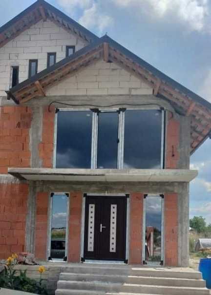 Tamplarie pvc SALAMANDER(ferestre si usi)