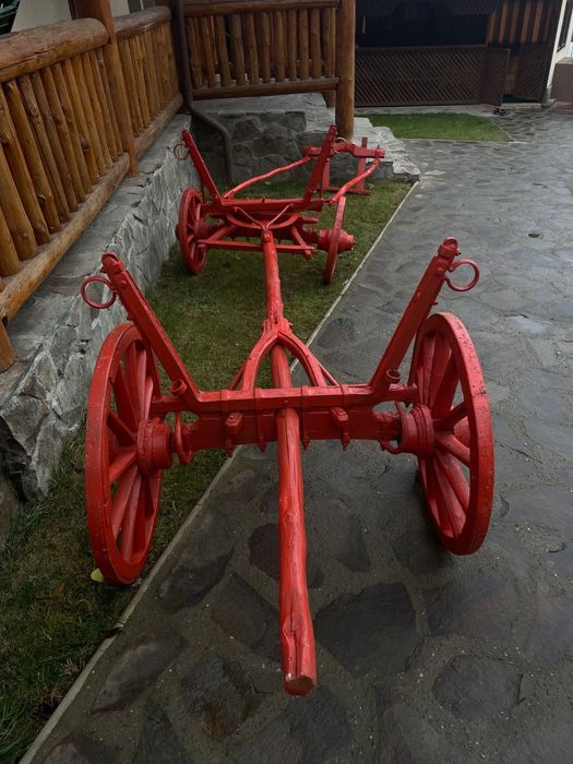 Se vinde căruță rustică pentru decor recondițonată.