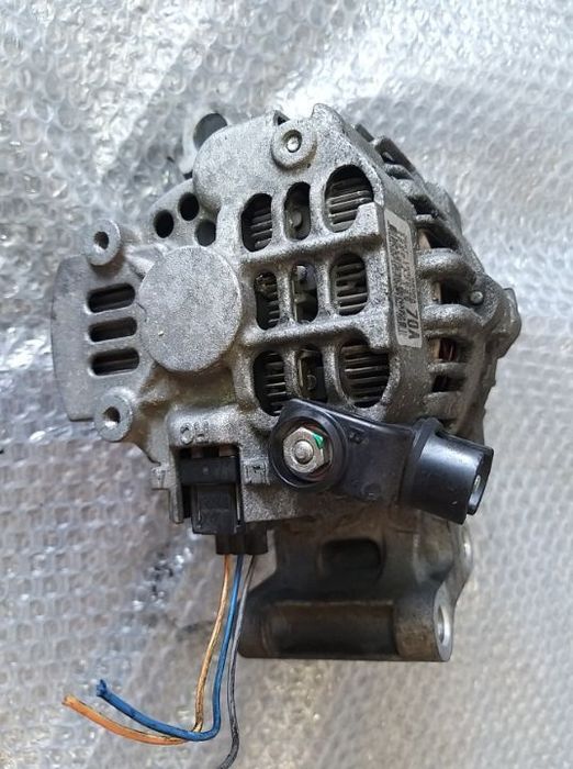 Alternator 1.2 1.3 1.6 benz ford fiesta 5 fusion mazda 2