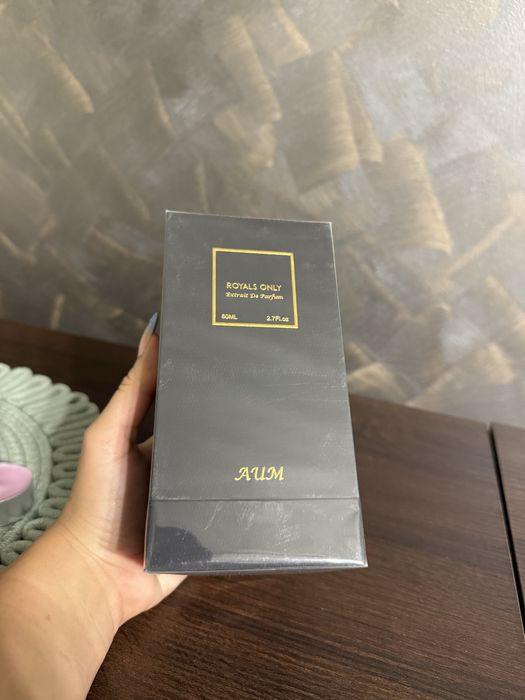 Parfum AUM Royals Only