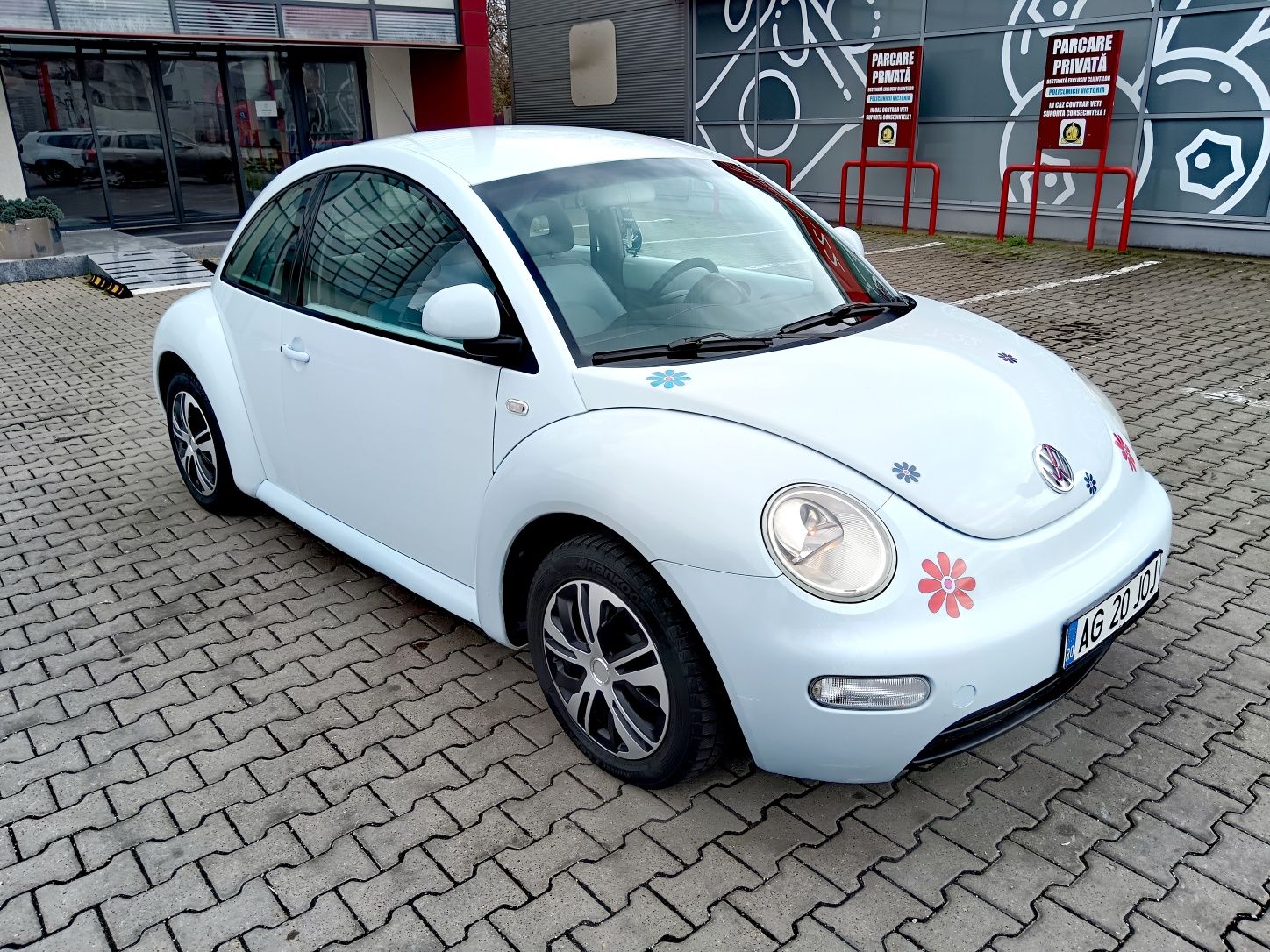 VW New Beetle , proprietar in acte  , aer conditionat funcțional