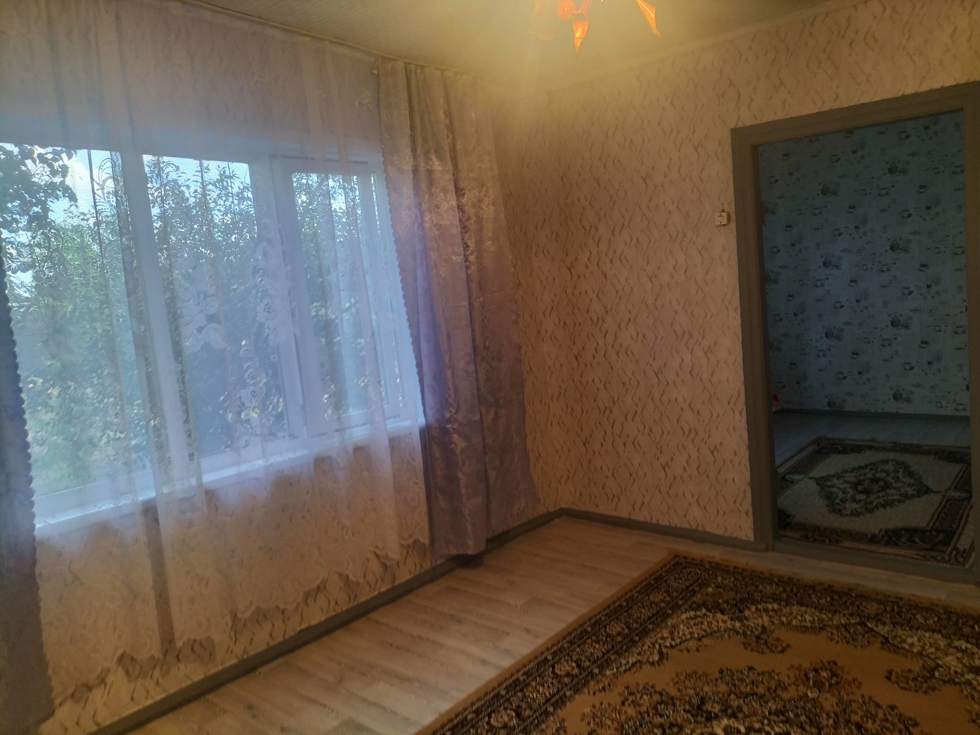 Продам часть дома в центре п.Восточного!