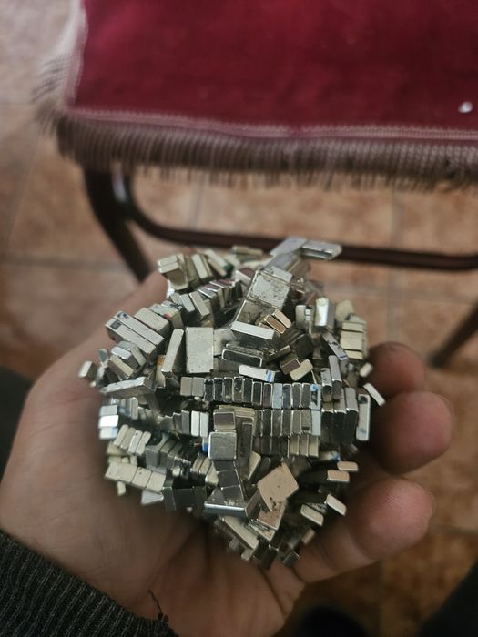 Lot 100 magneti neodim puternici dreptunghiulari si patrati
