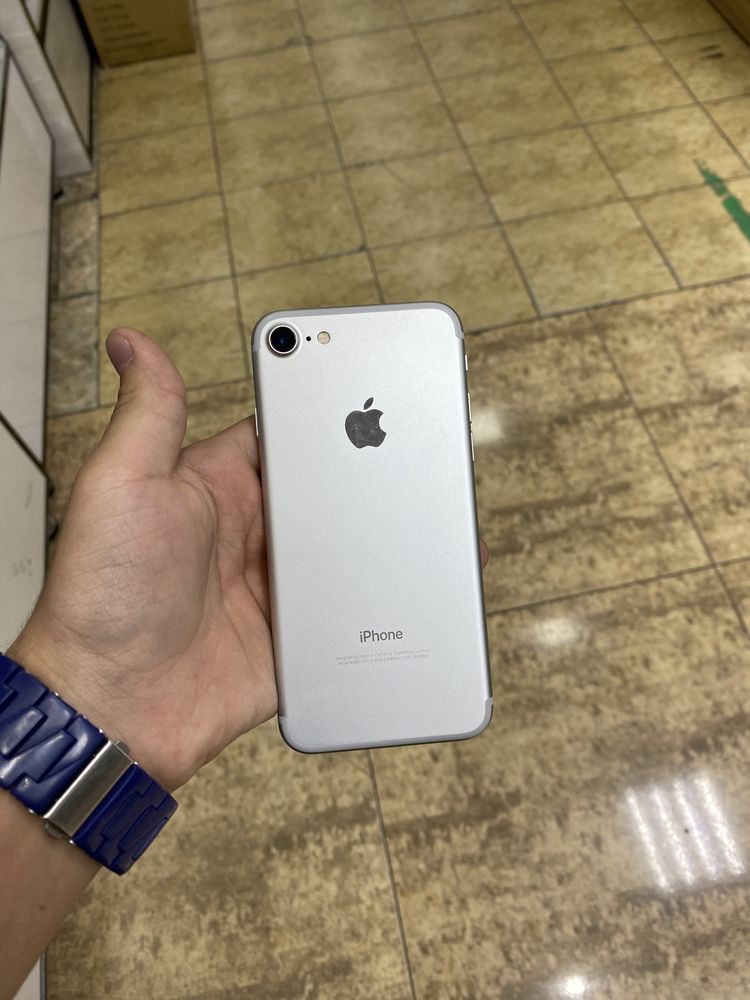 iphone 7 LLA 128 GB