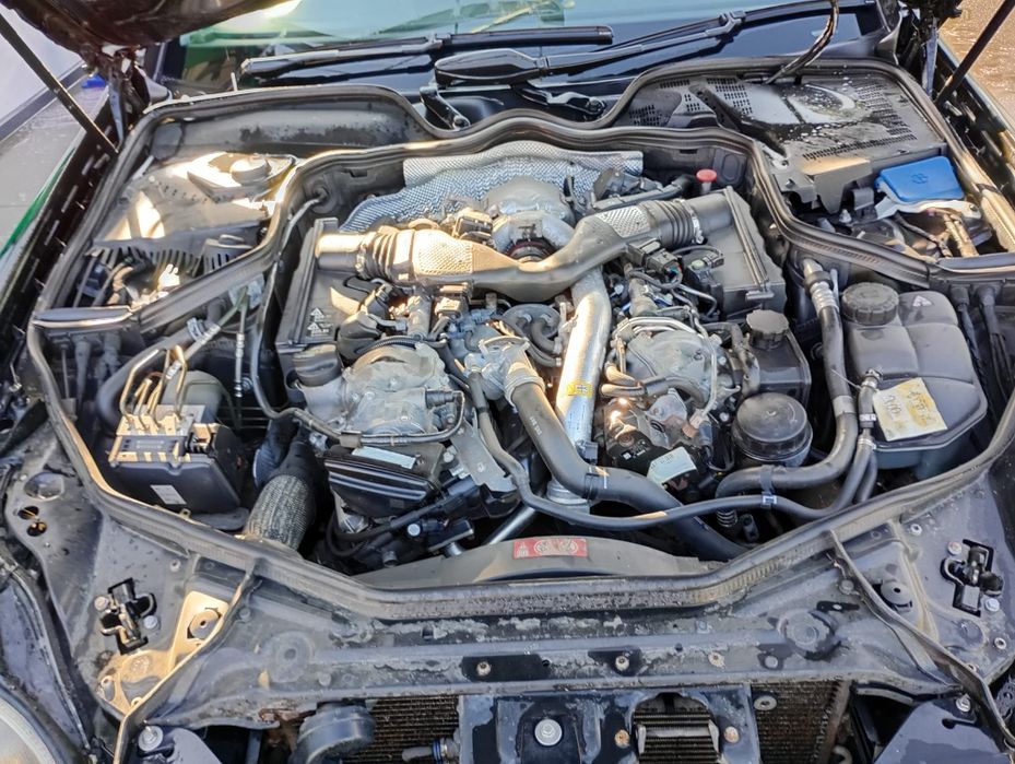 Dezmembrez Mercedes CLS, motor 3.0 cutie automata