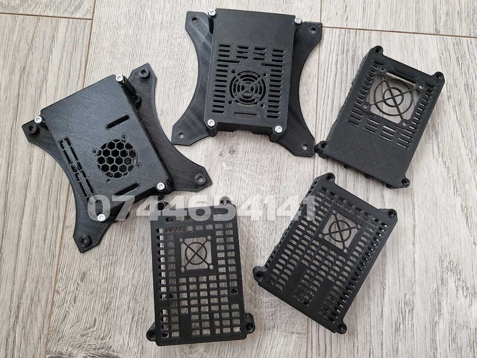 Carcasa Raspberry Pi 3B+/4B, montare VESA 100, printata 3D, PLA+