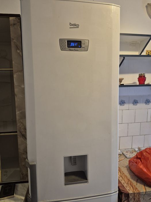 Combina frigorifica Beko