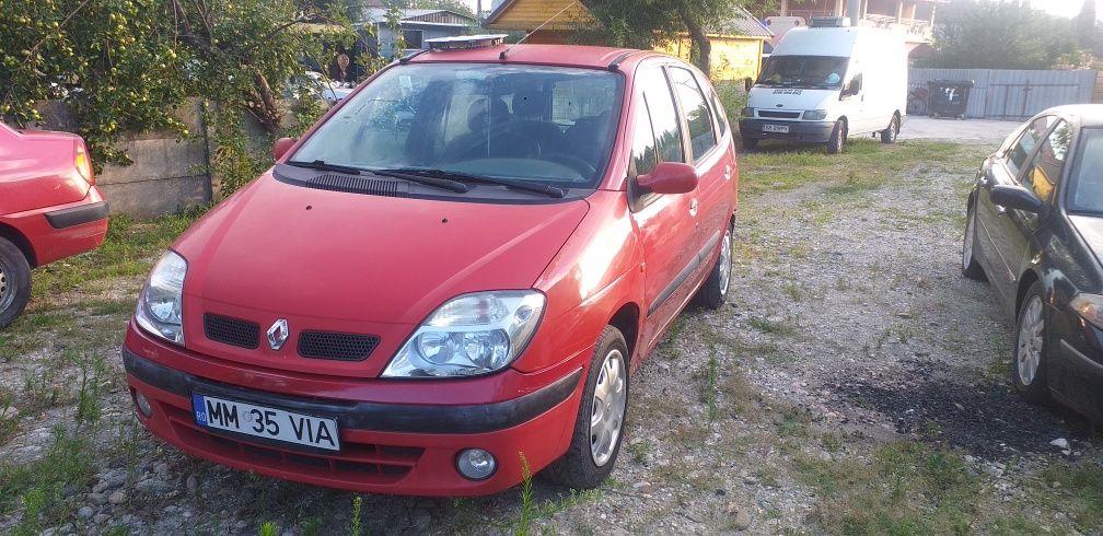 Dezmembrez renault  scenic