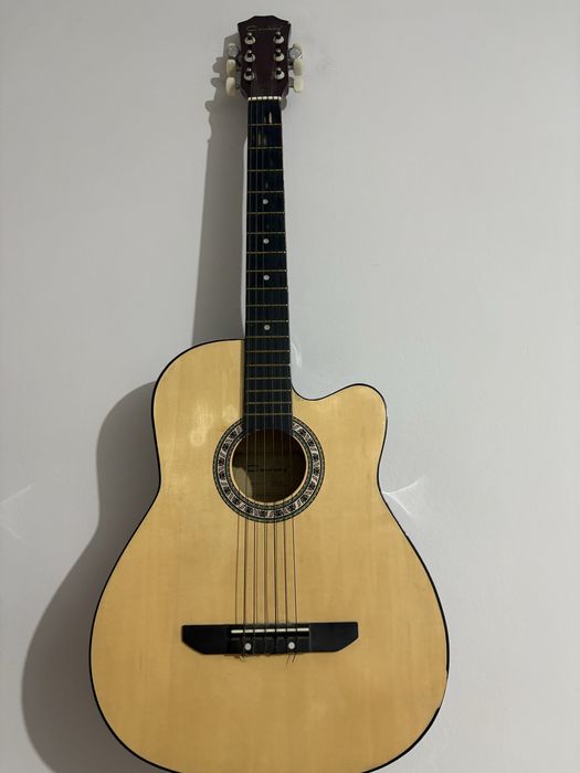 Продаю гитару Cawboy