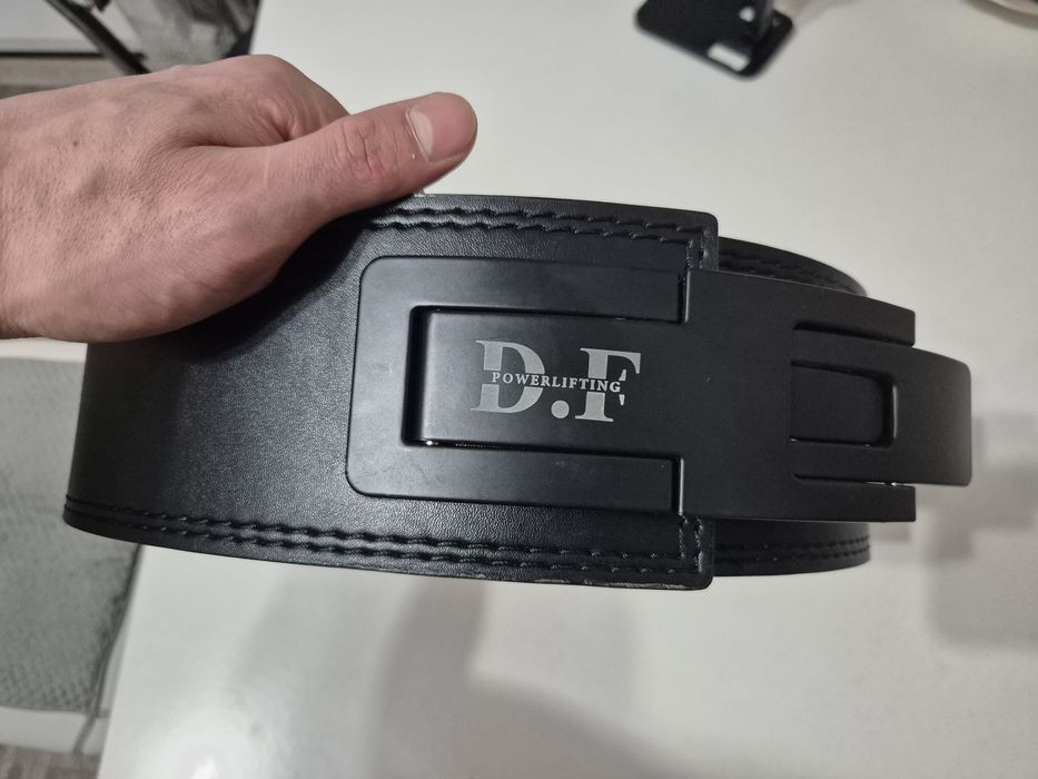 пояс для паурлифтига