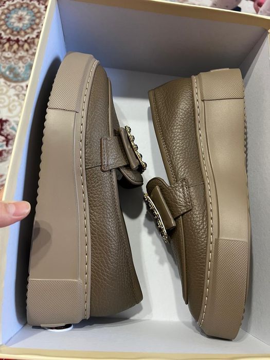 Кожаная турецкая очень nursace бежевый