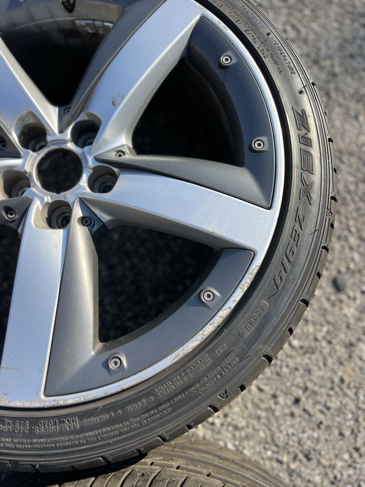 Джанти с летни гуми 17” за Audi. 9мм грайфер !