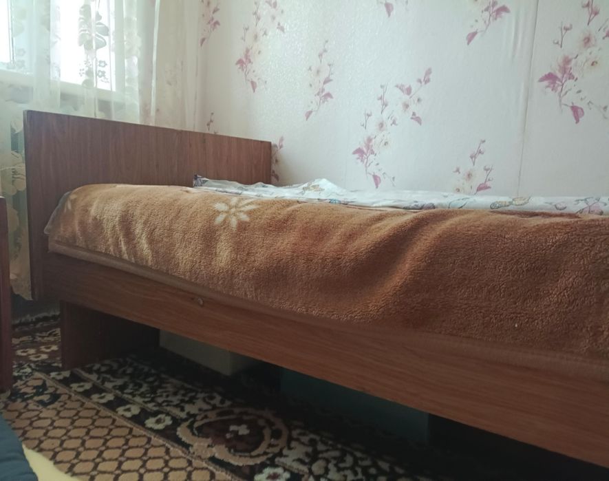 Кровать односпалка