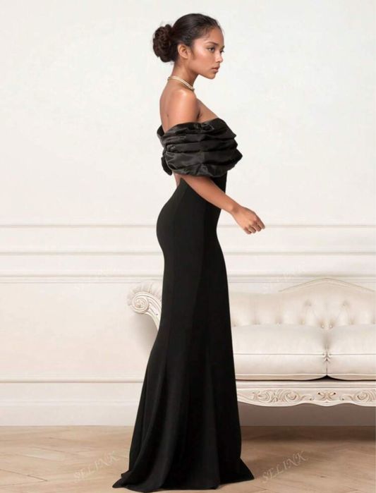 Официална черна рокля