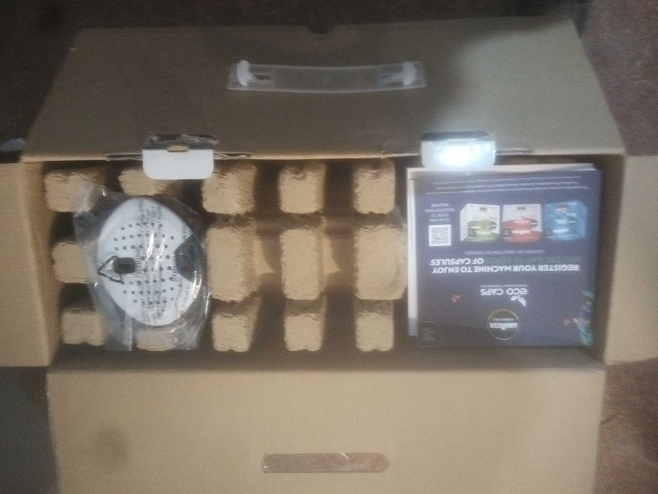 Нова Lavazza a Modo Mio Desea Кафемашина с Капсули