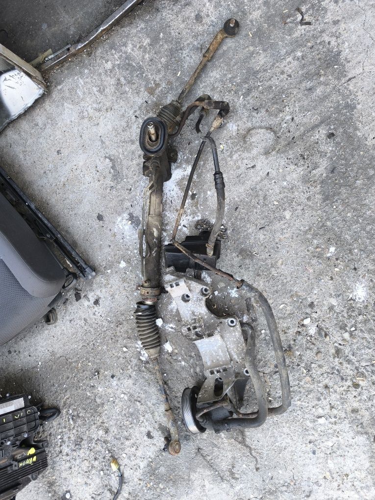 Caseta direcție / pompa servo / suport prindere accesorii Vw Lupo 3L