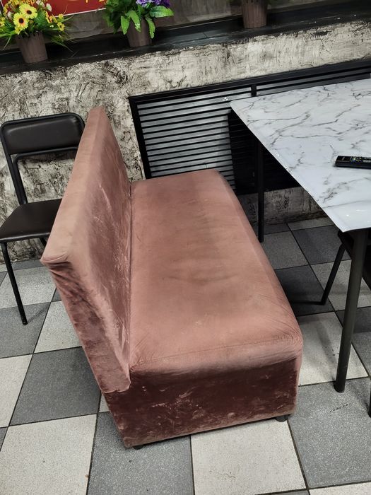 Диванчики. В хорошем состоянии