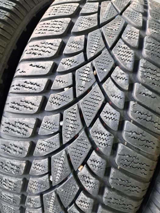 4 anvelope iarnă 225 50 r18 Dunlop