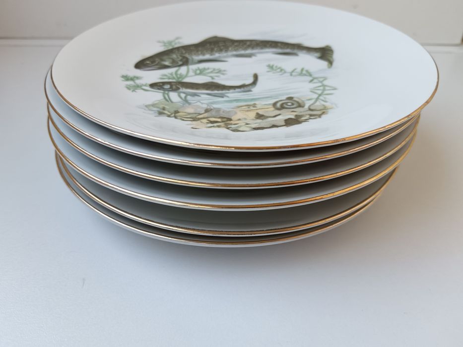 Винтидж порцеланови чинии с рибки, отлично състояние