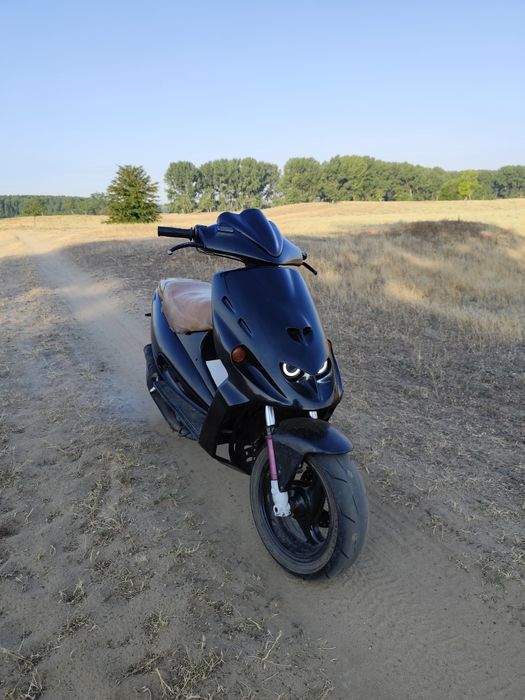 Vând/schimb Malaguti f12 phanthom