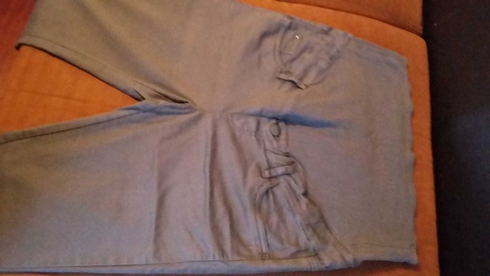 Pantaloni gravida marimea 36 H&M Mama