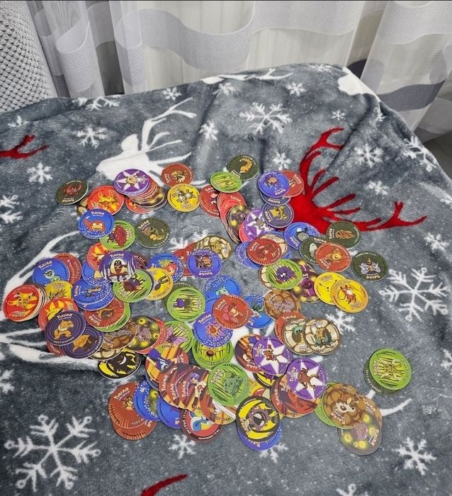 Set 160 cartonase cu pokemon noi