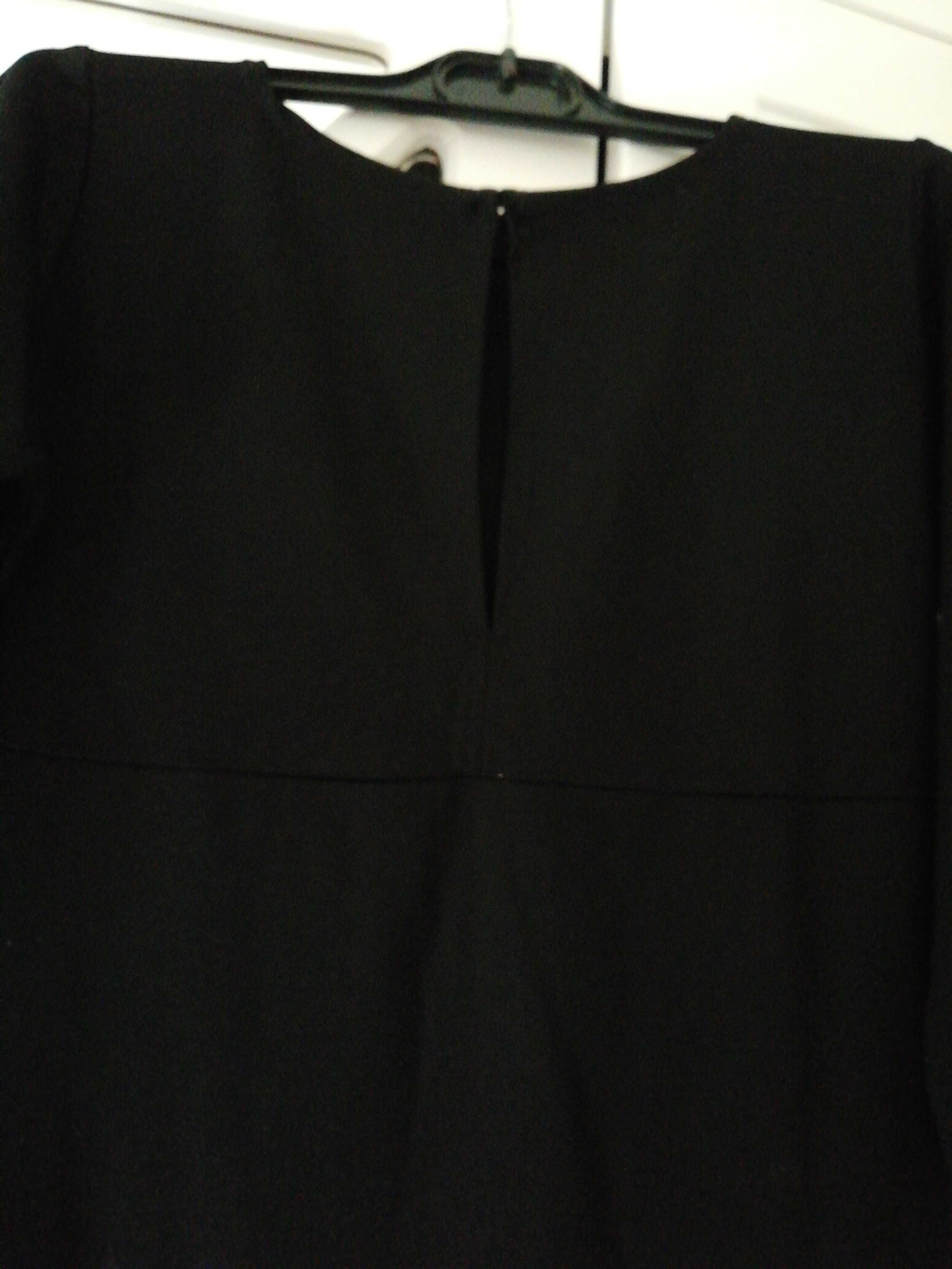 Разкошна рокля Ateliani черна