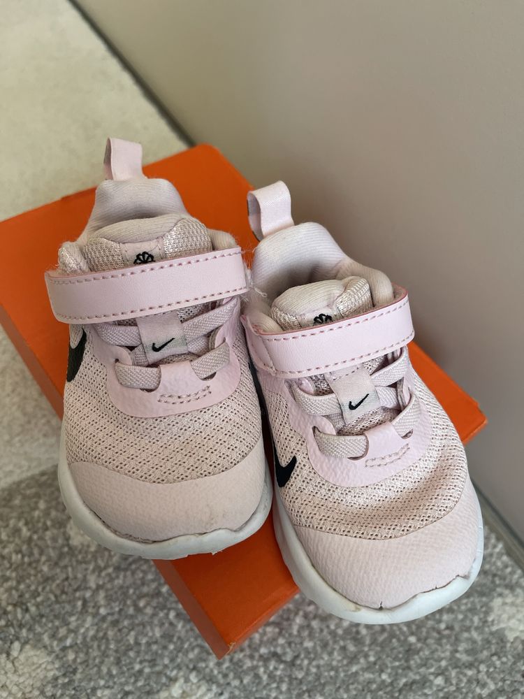 Детски маратонки Nike