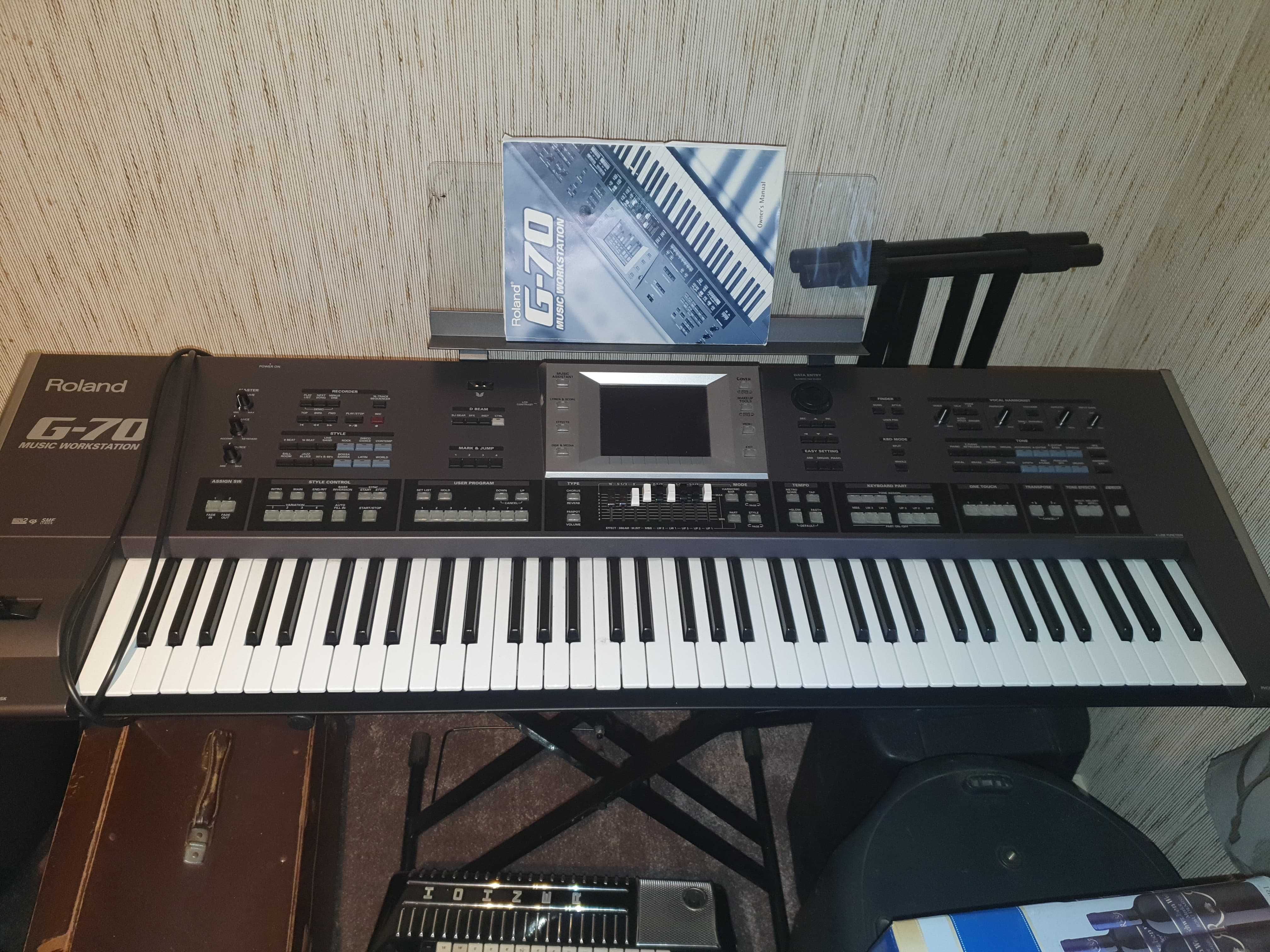 Roland G-70 workstation