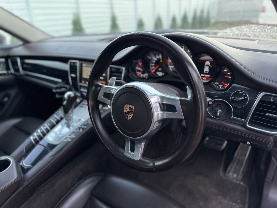 Dezmembrez porsche panamera hybrid 3.0 distronic perne etc