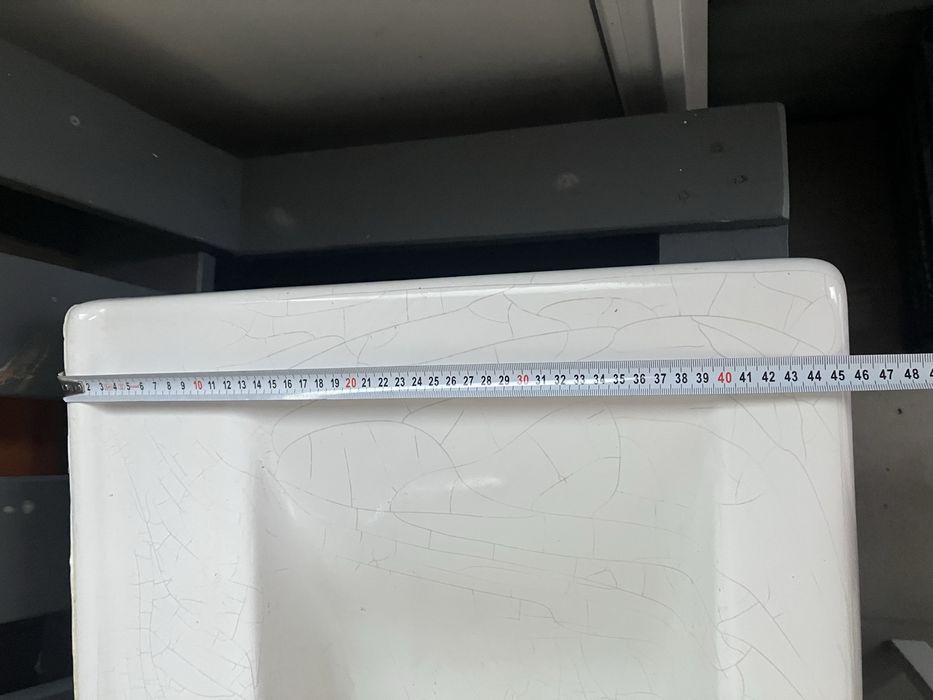 Vand chiuveta cu mici zgarieturi dar perfect functionala