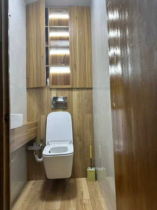 Госпитальный Базар ул.Нукусская пересечение с ул.Айбек 100 кв.м 4\5\9