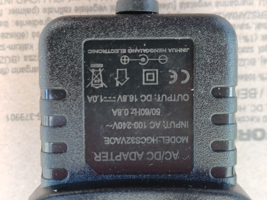 Incarcator baterii li ion 16,8v 1A