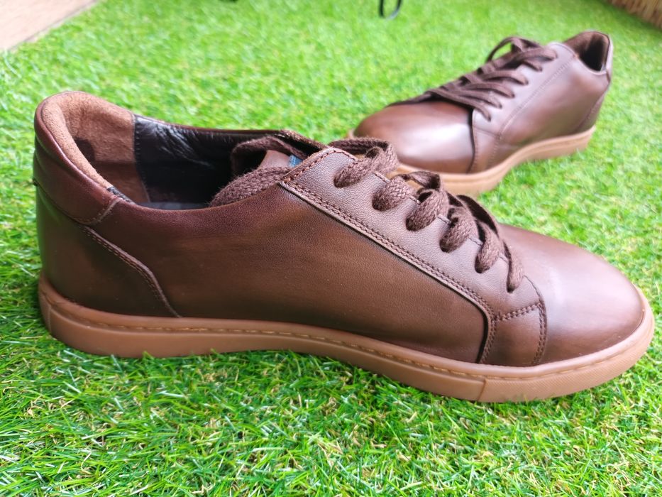 Нови Спортно-елегантни обувки LAZARINI