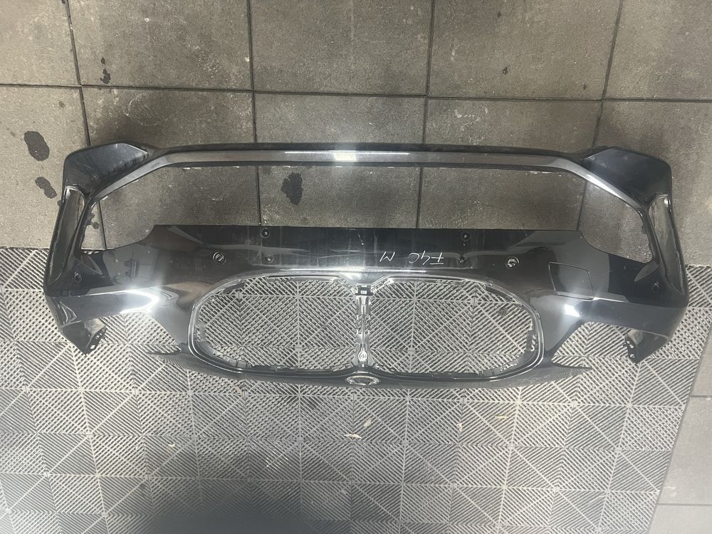 Spoiler , faruri , armatura bmw seria 1 f40 lci