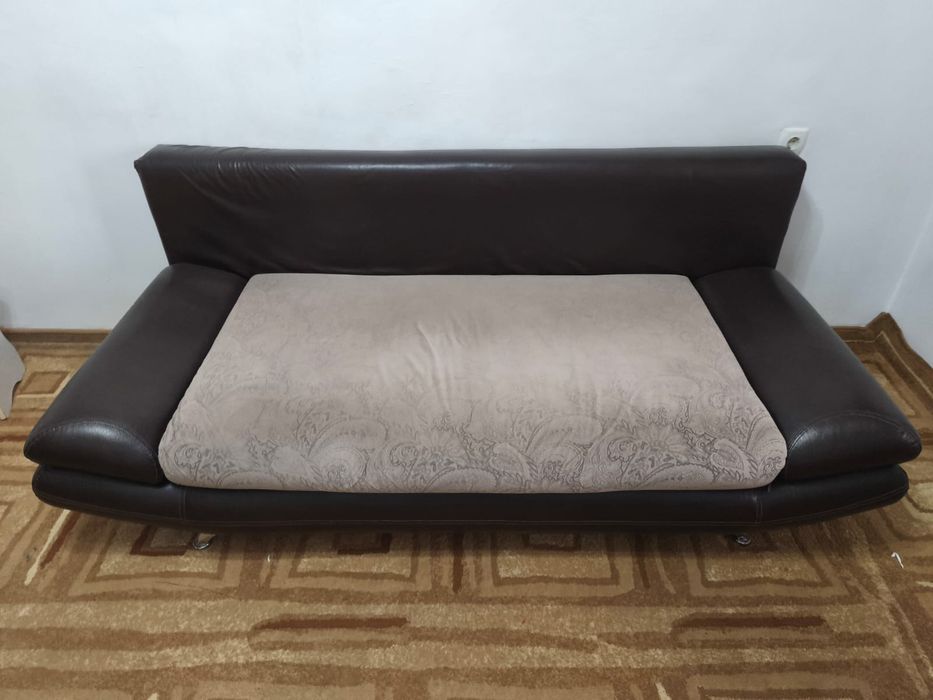 Продам Диванчик раскланной